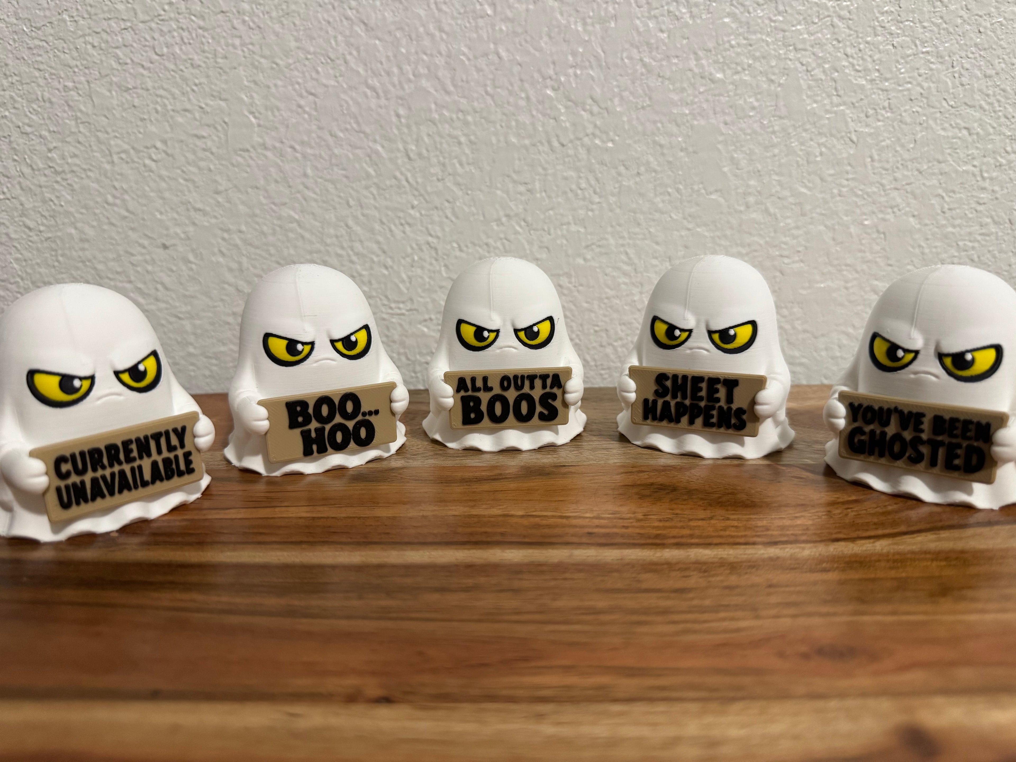 Funny Ghost Desk Buddy | Holidays with Attitude | 3D Printed Ghost with Interchangeable Sign
