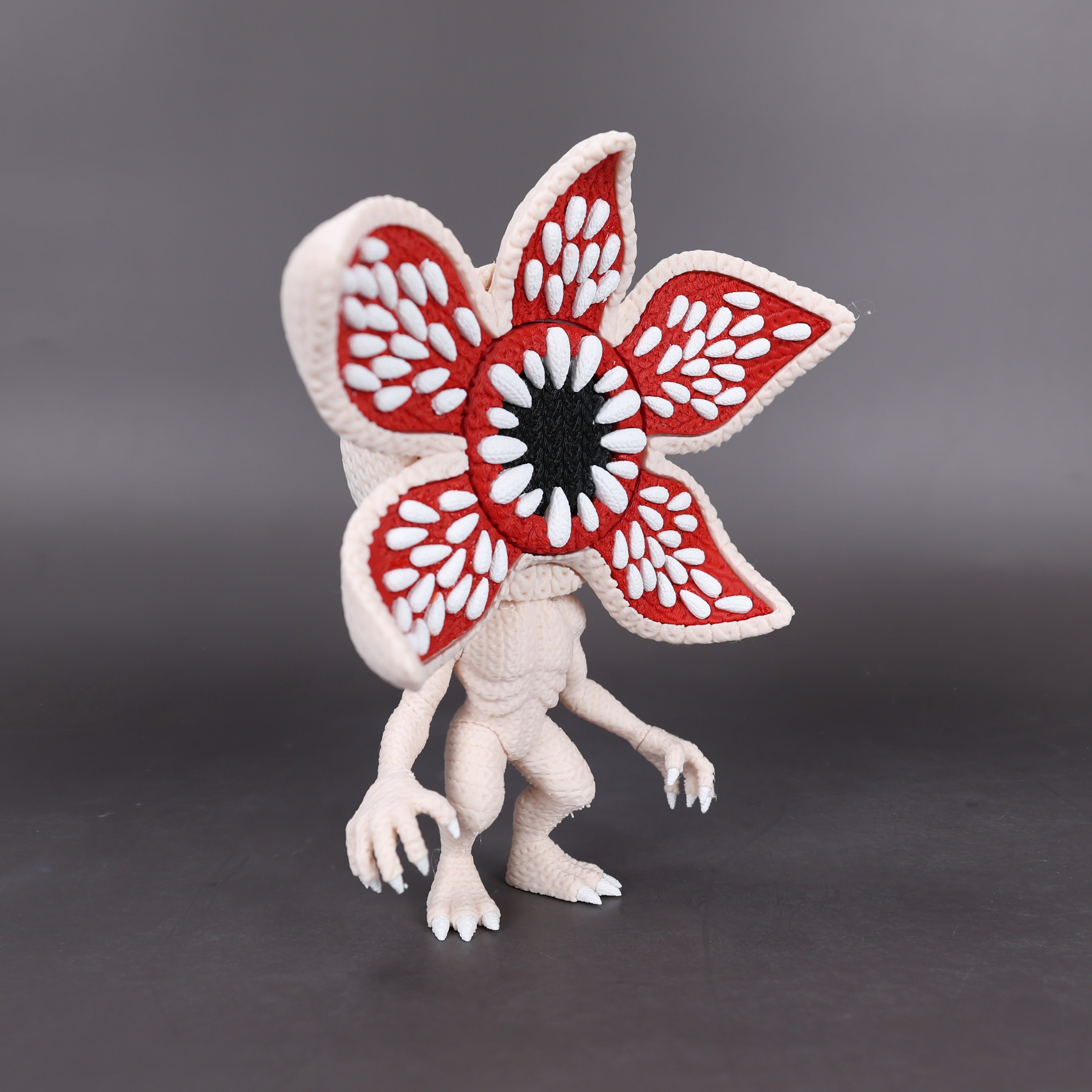 Flower Head Horror Monster Figurine – Textured Knit Crochet Style Desk Collectible -  Fantasy Creature Sculpture