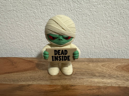 AWA Mummy - Mummy Holidays with Attitude | Funny 3D Printed Halloween Desk Buddy | Interchangeable Sign